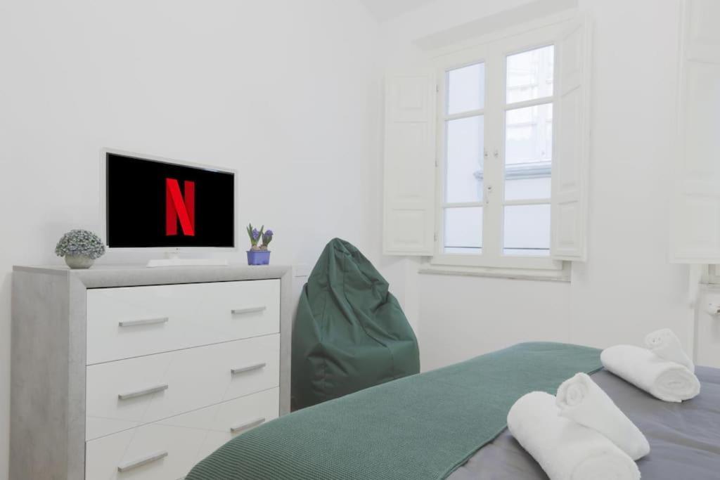 *New Attic*-Lucca Citycenter-Balcony-Netflix المظهر الخارجي الصورة